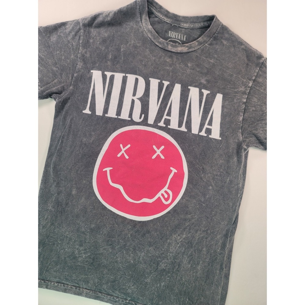 Nirvana Live 93 Pink Smiley Gray Mineral Wash Band‎ Tee Women's S